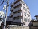根本ビルの外観