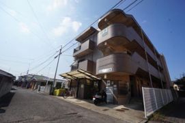 ベルメゾン山越の外観画像
