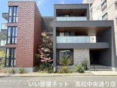 カスタネア栗林南の外観画像
