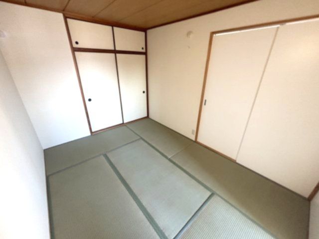 ベッドルーム