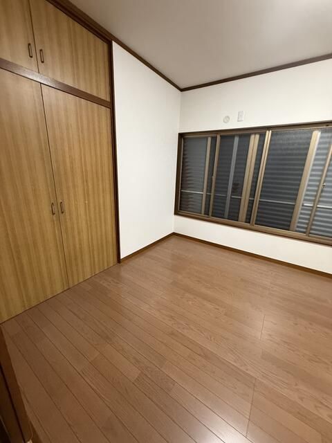 ベッドルーム