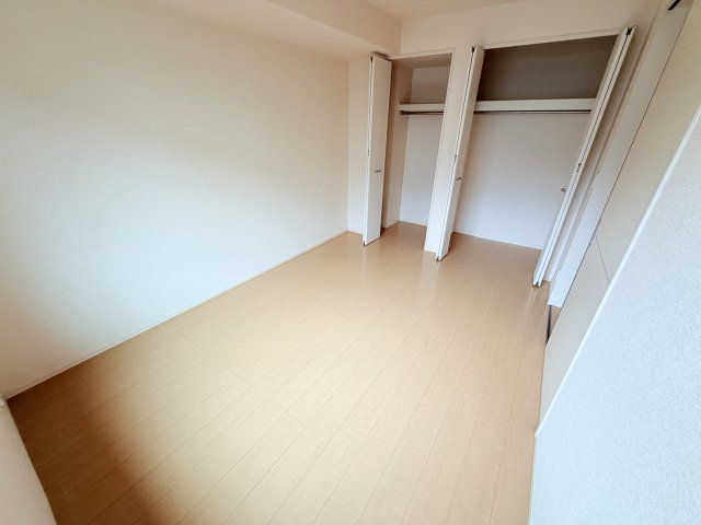 ベッドルーム