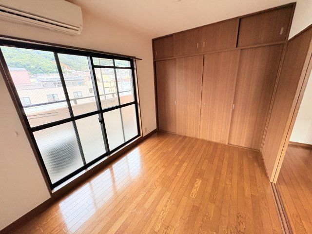 ベッドルーム