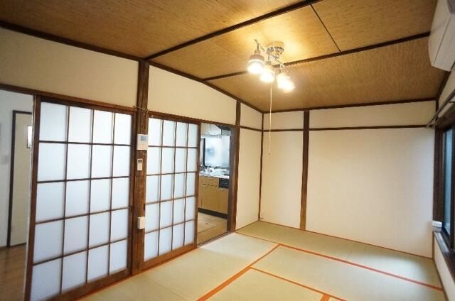 ベッドルーム