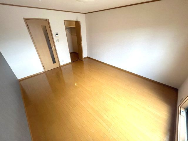 ベッドルーム