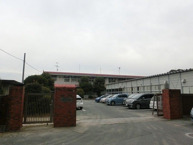 木屋瀬中学校(1200m)