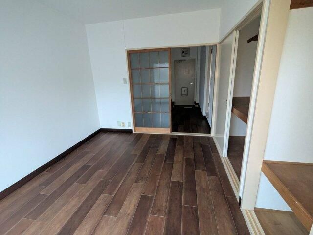 ベッドルーム