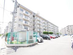 エメラルドタウン本城F棟 501号室の外観画像