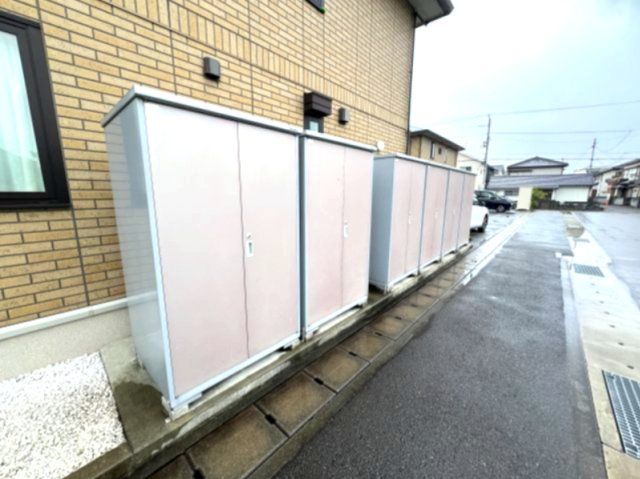 その他