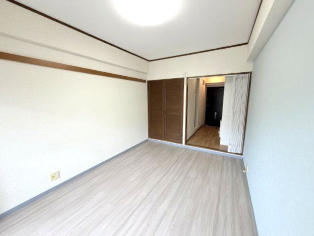 ベッドルーム