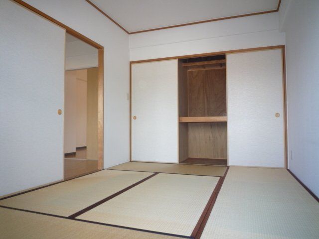 ベッドルーム