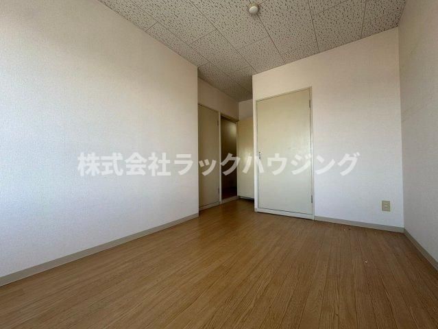 洋室