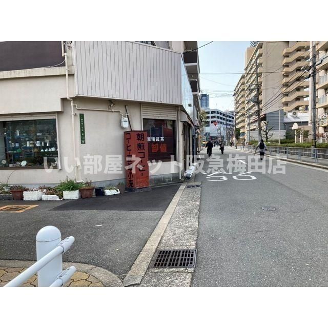 近くに施設あり