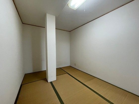 ベッドルーム