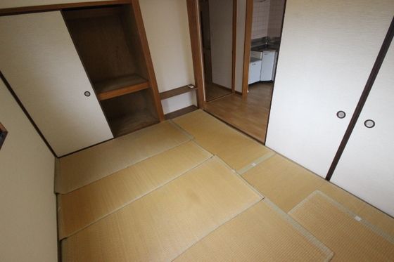 ベッドルーム