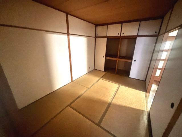 ベッドルーム