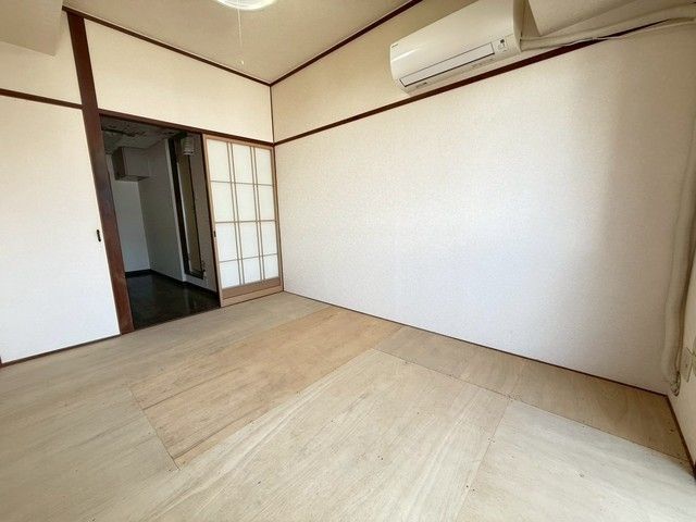 ベッドルーム