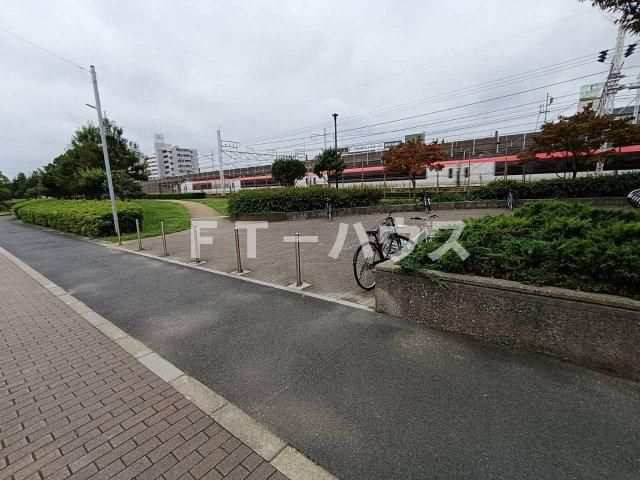 近くに施設あり
