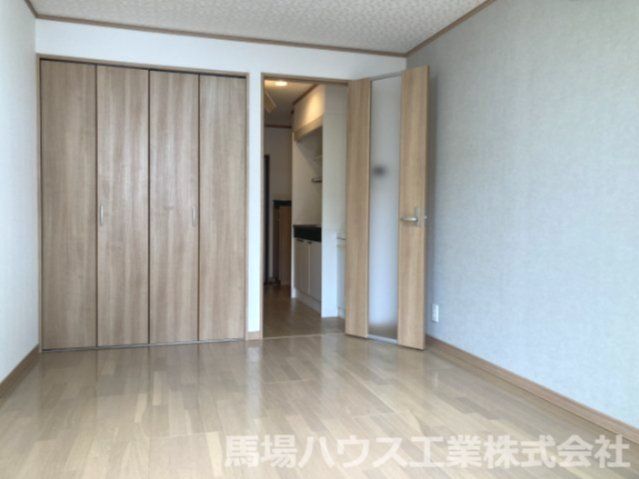 ベッドルーム