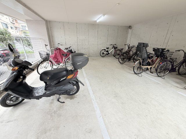その他