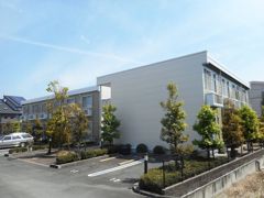 レオパレスワールドの外観画像