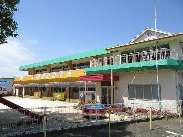小鳩幼稚園まで1100m