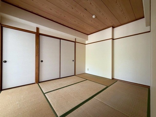ベッドルーム