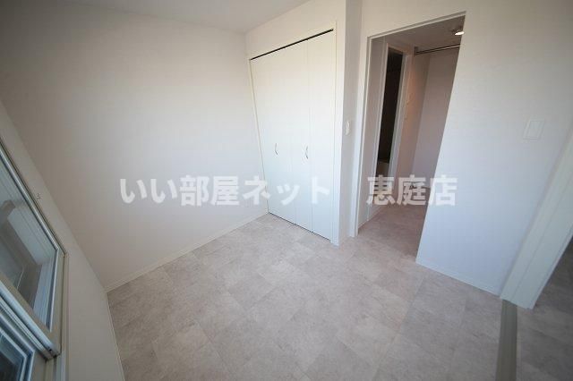 ベッドルーム