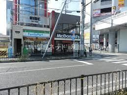 マクドナルド石山駅前店（飲食店）まで447m