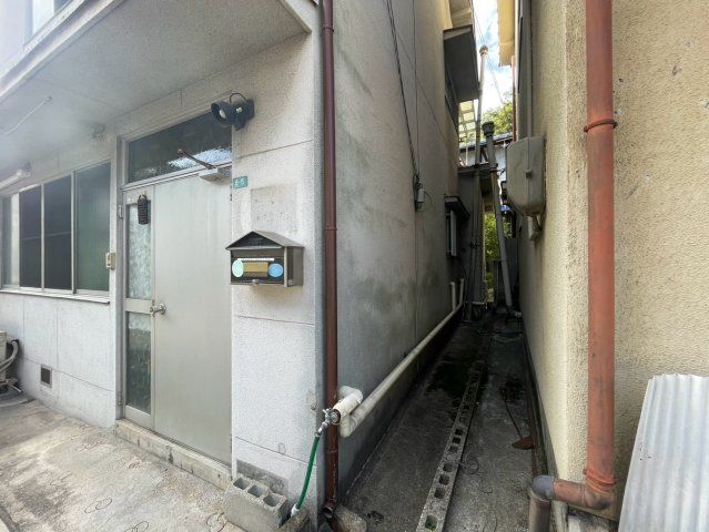 近くに施設あり