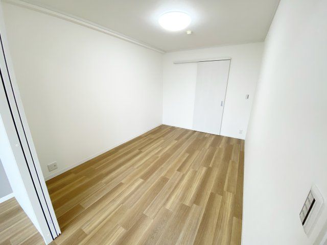 ベッドルーム