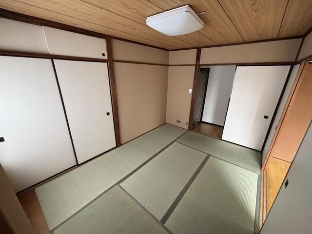 ベッドルーム