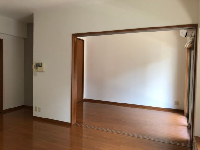 ベッドルーム