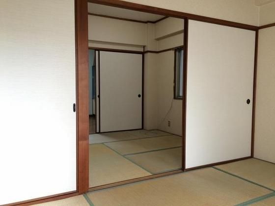 ベッドルーム