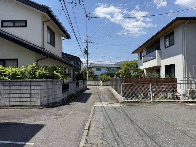 近くに施設あり