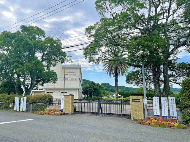今元小学校(2200m)