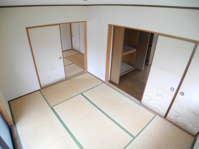 ベッドルーム