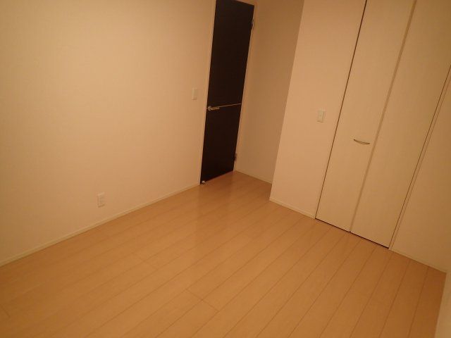 ベッドルーム