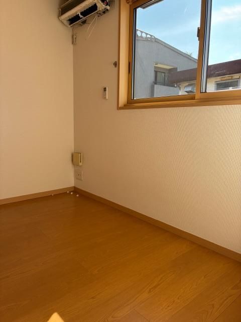 ベッドルーム