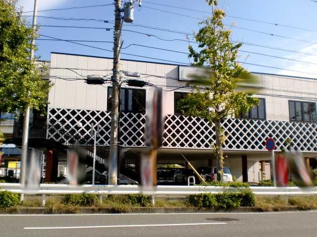 近くに施設あり