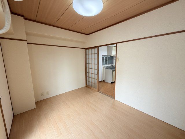 ベッドルーム