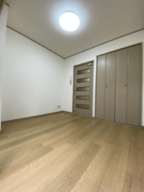 ベッドルーム
