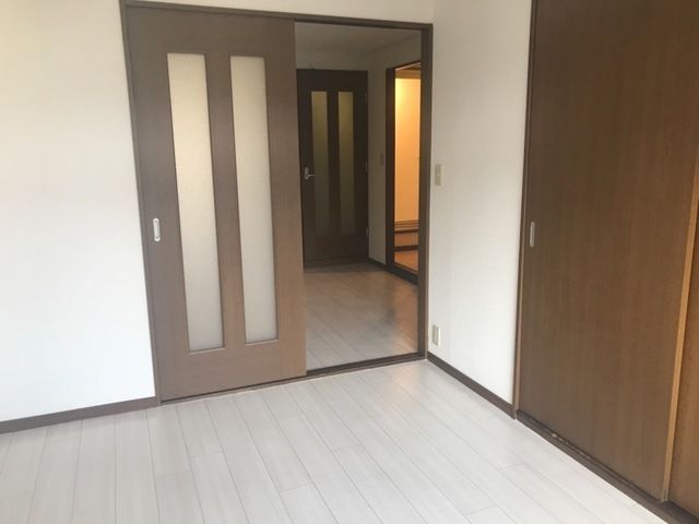 ベッドルーム