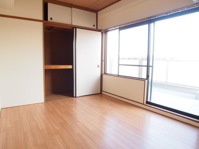 ベッドルーム
