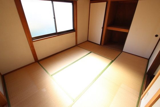 ベッドルーム