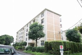 江南団地212棟204号室の外観画像