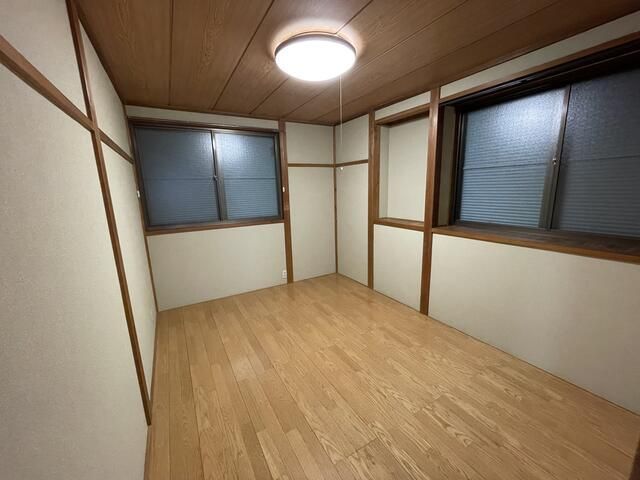 ベッドルーム