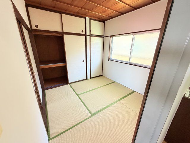 ベッドルーム