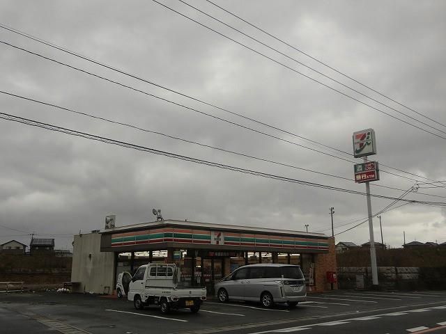 セブン‐イレブン/福岡鞍手店(580m)