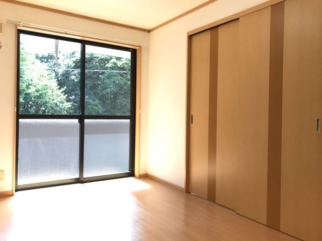 ベッドルーム